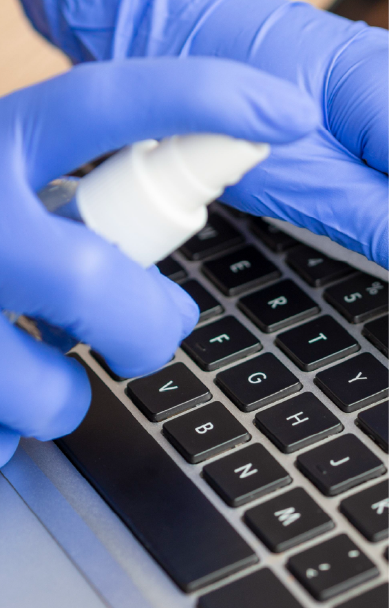 Cleaning electronics with Isopropyl Alcohol 70%